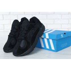 Кросівки Adidas Yung-1 чорні