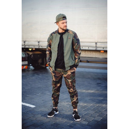 Камуфляжный бомбер Franklin Camo