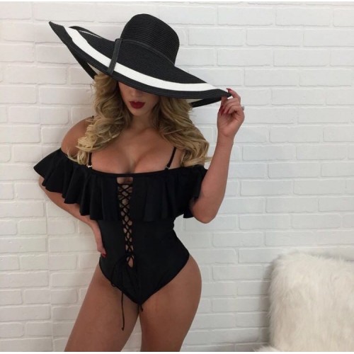 Купальник закрытый Halter Saboskirt